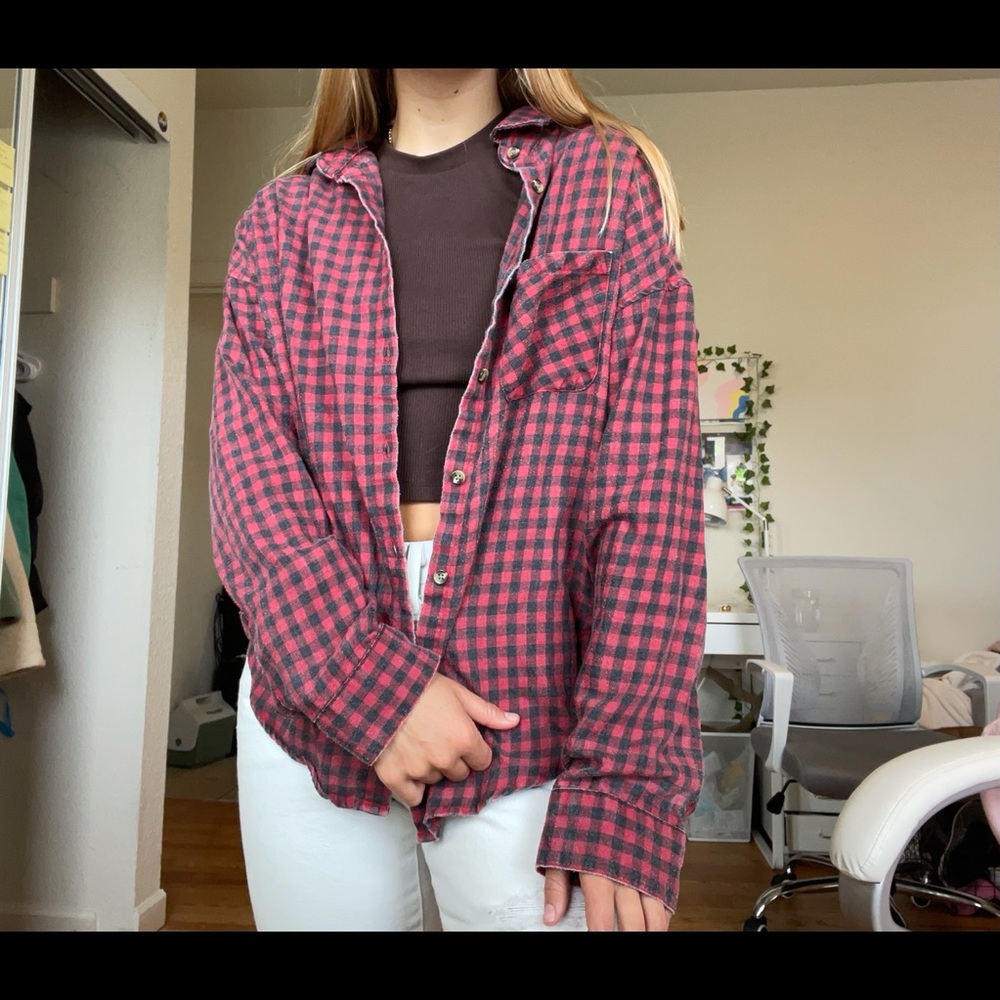 Red Brandy Melville flannel, labeled as OS, best fits XS-M